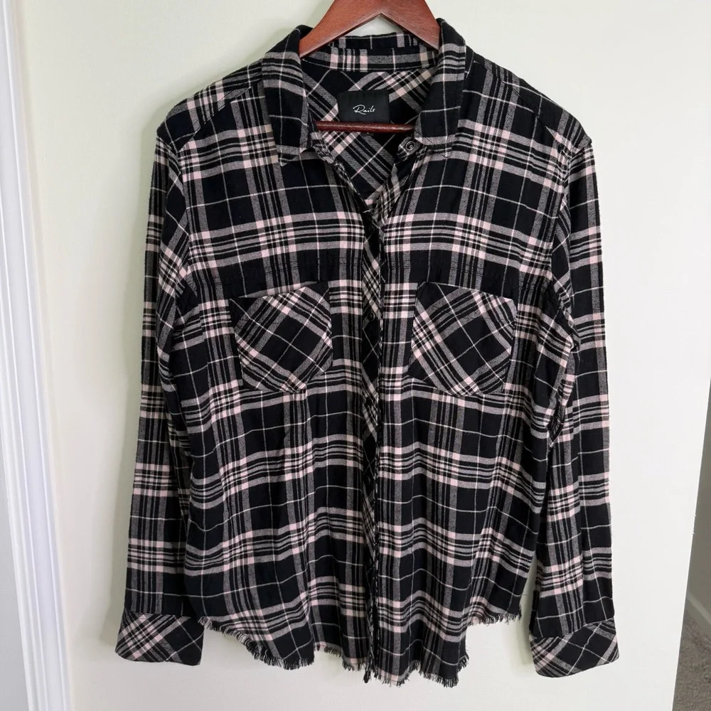 Rails Leo Onyx Peach Plaid Flannel Shirt with Frayed Hem Size Large